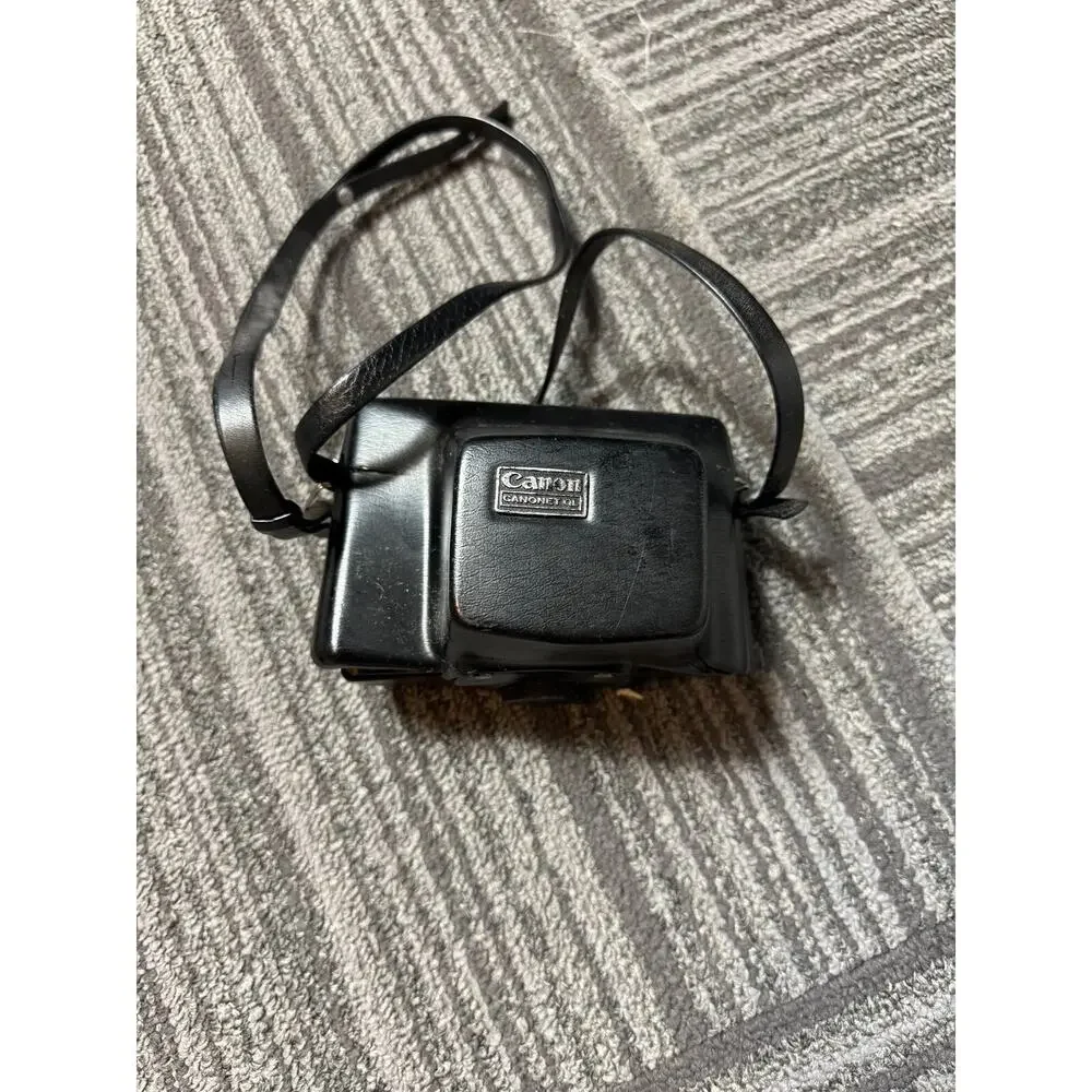 Canon Canonet QL17 GIII, a 35mm film rangefinder camera